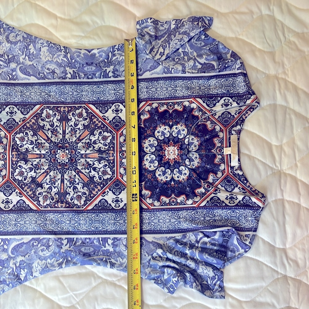 Tunic Top - Picture 8 of 9